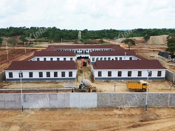 金價(jià)高位搶機(jī)遇!鑫海礦業(yè)30天刷新金礦土建速度，筑牢金礦采選總包投產(chǎn)根基